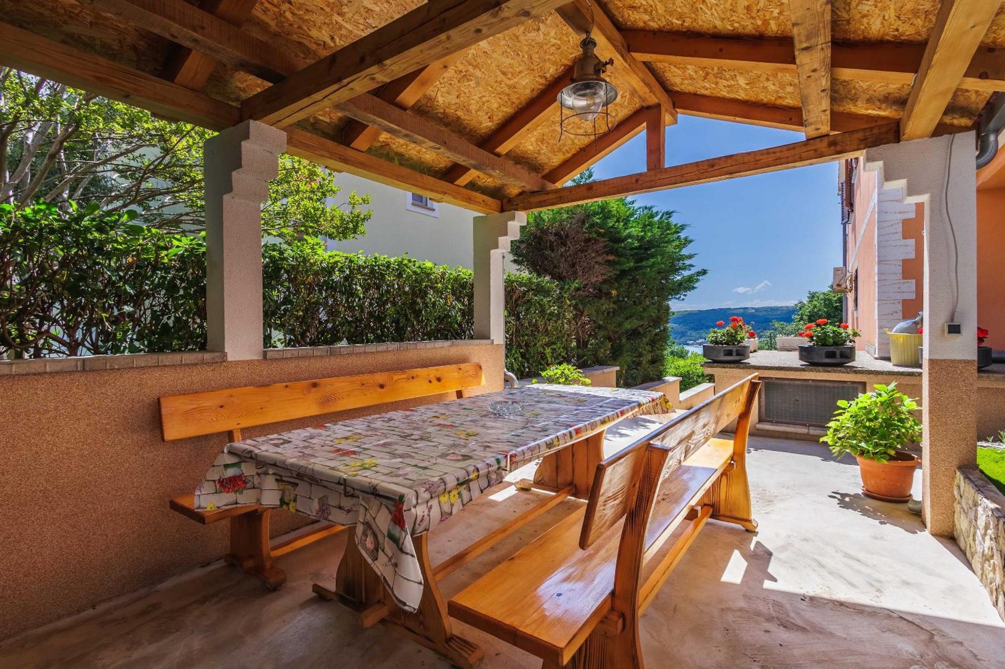 Rose Apartmán Čižići